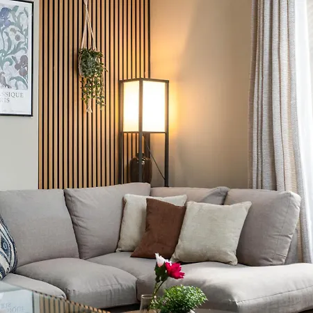 New Stylish & Cosy-2bed-basement-central Flat-by Fabaccommodation דירה *